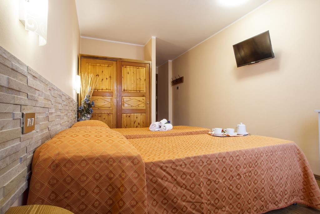 Hotel Olimpic เซสตรีเอ ภายนอก รูปภาพ