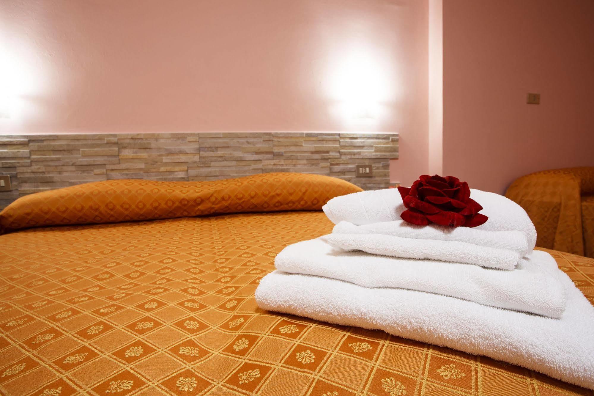Hotel Olimpic เซสตรีเอ ภายนอก รูปภาพ